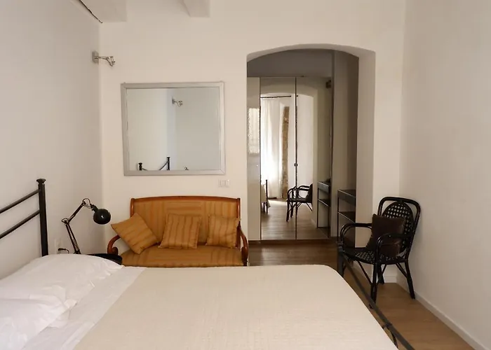 A Due Passi Da Ponte Vecchio Firenze